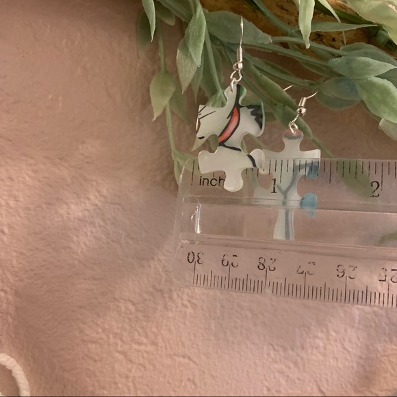 Handmade plastic puzzle earrings - Picture 8 of 10